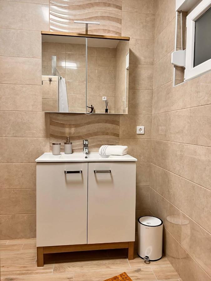 Apartmani Tin スタリグラード エクステリア 写真